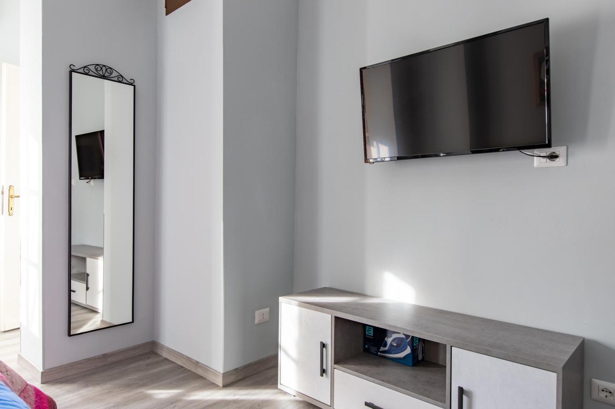 Appartement Attico Grand Terrace à Alba  Extérieur photo
